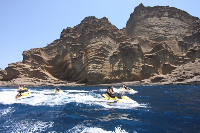 Louer votre Jet Ski et partez en randonnee avec Entre Ciel et Mer Jet Ski